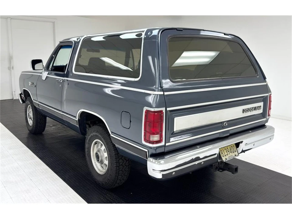 1989 Dodge Ramcharger - Image 3 of 31