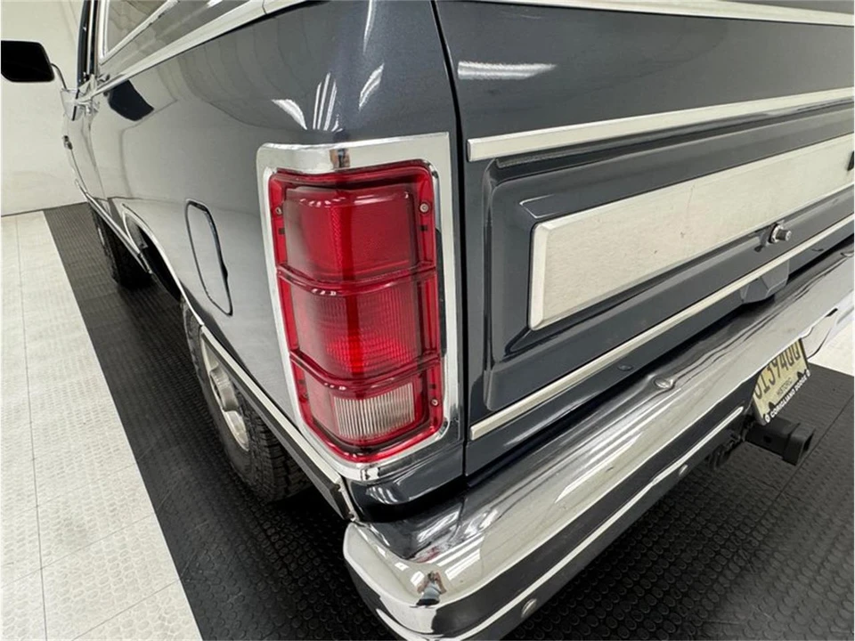 1989 Dodge Ramcharger - Image 20 of 31