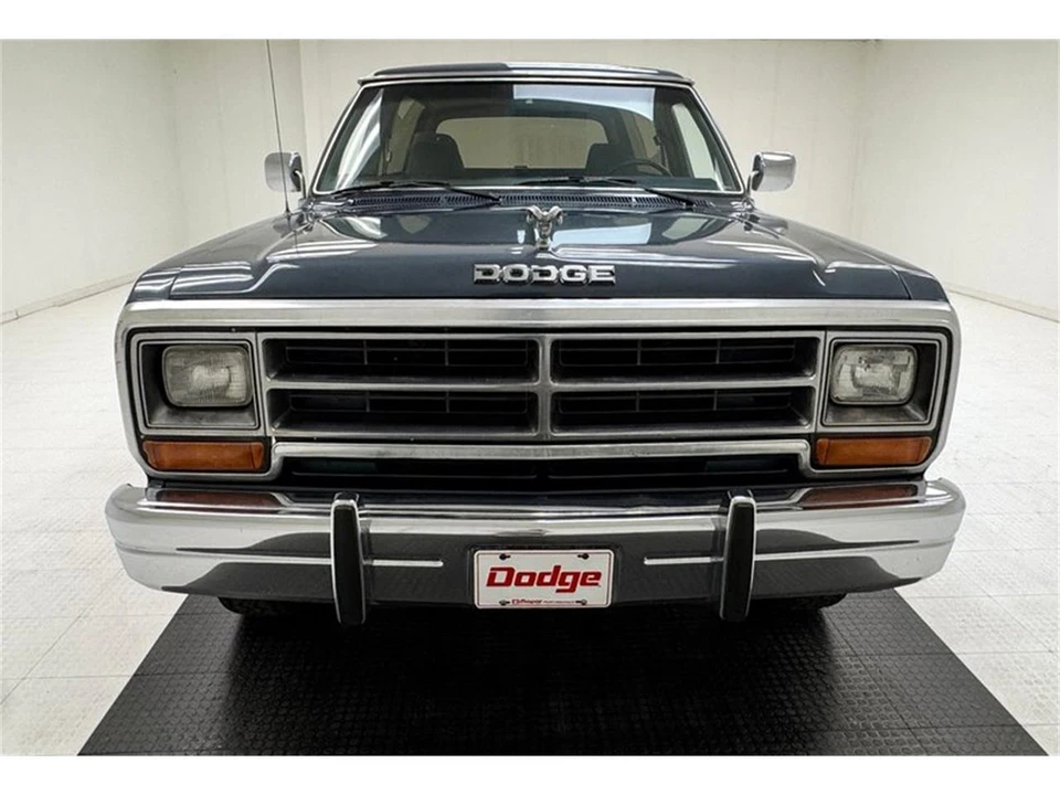 1989 Dodge Ramcharger - Image 8 of 31