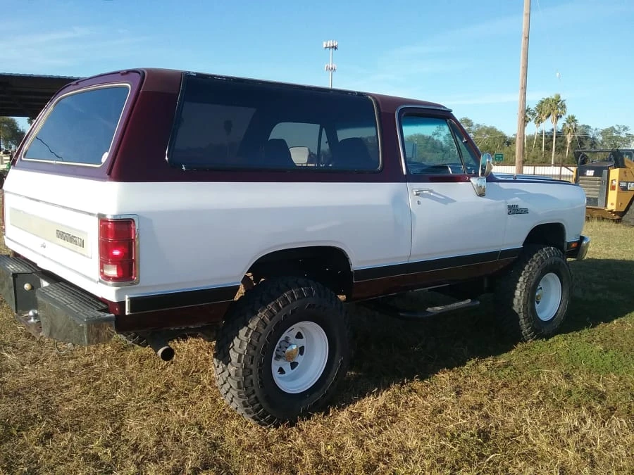 1989 Dodge Ramcharger - Image 3 of 12