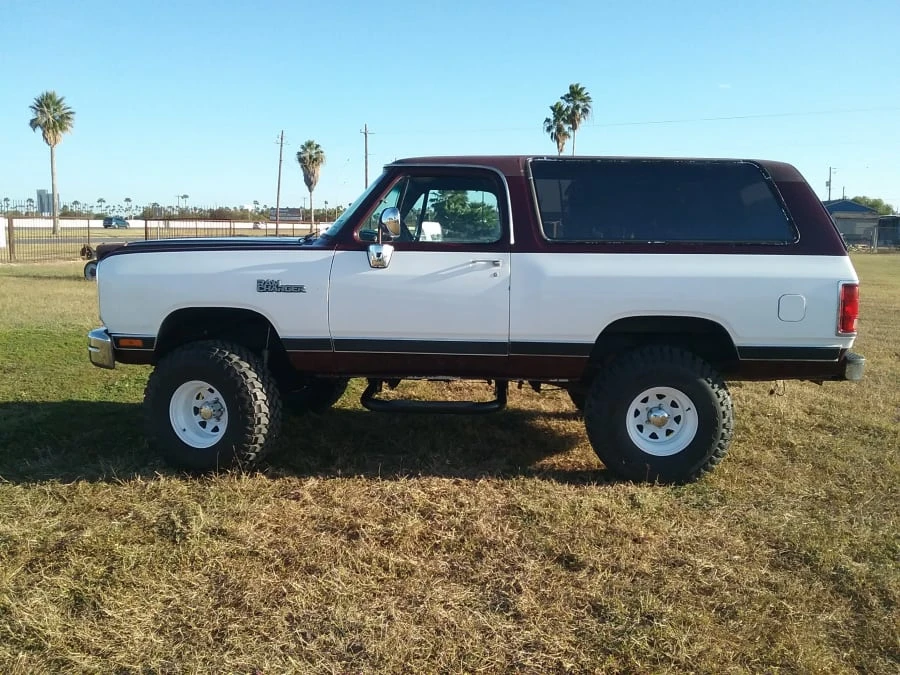 1989 Dodge Ramcharger - Image 2 of 12
