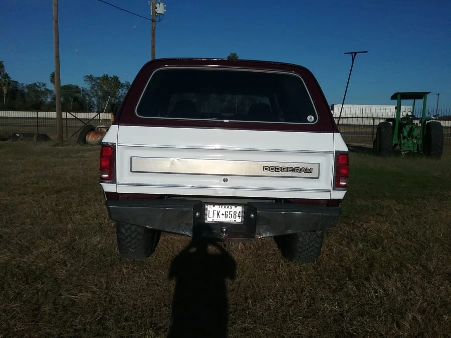 1989 Dodge Ramcharger - Image 9 of 12