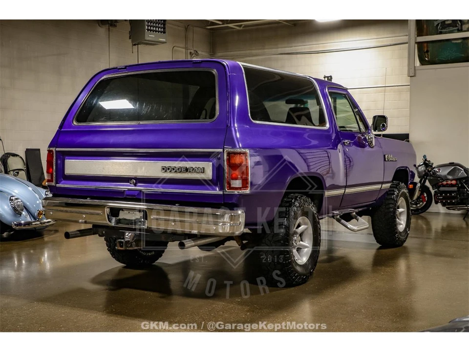 1989 Dodge Ramcharger - Image 8 of 31
