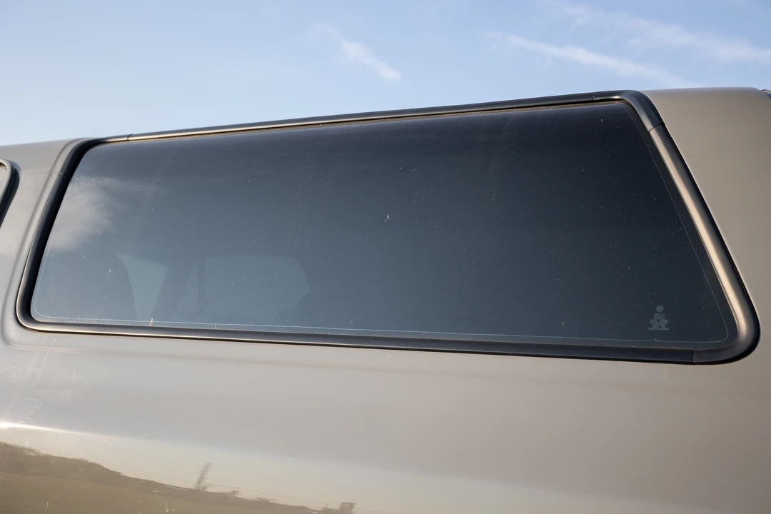 1989 Dodge Ramcharger - Image 24 of 31