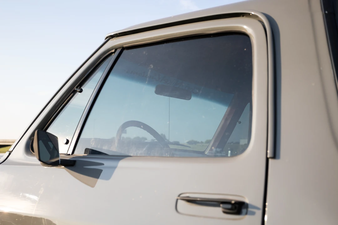 1989 Dodge Ramcharger - Image 22 of 31
