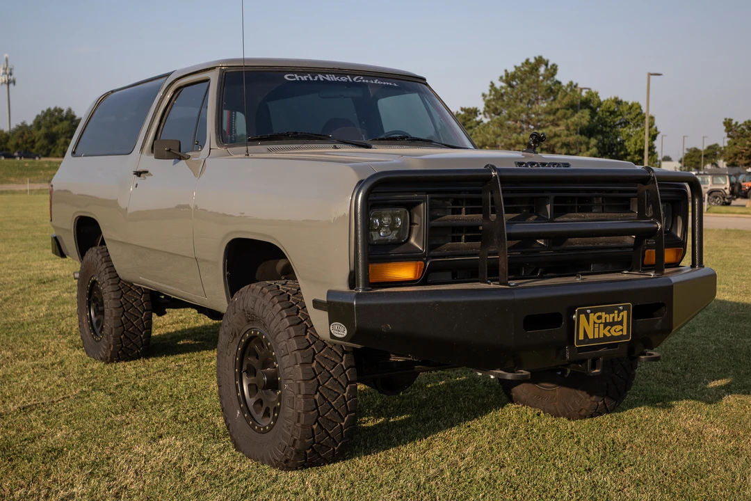 1989 Dodge Ramcharger - Image 3 of 31