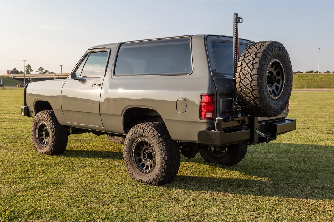 1989 Dodge Ramcharger - Image 7 of 31