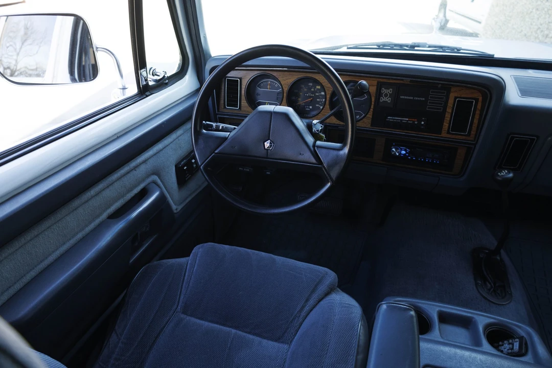 1989 Dodge Ramcharger - Image 25 of 31