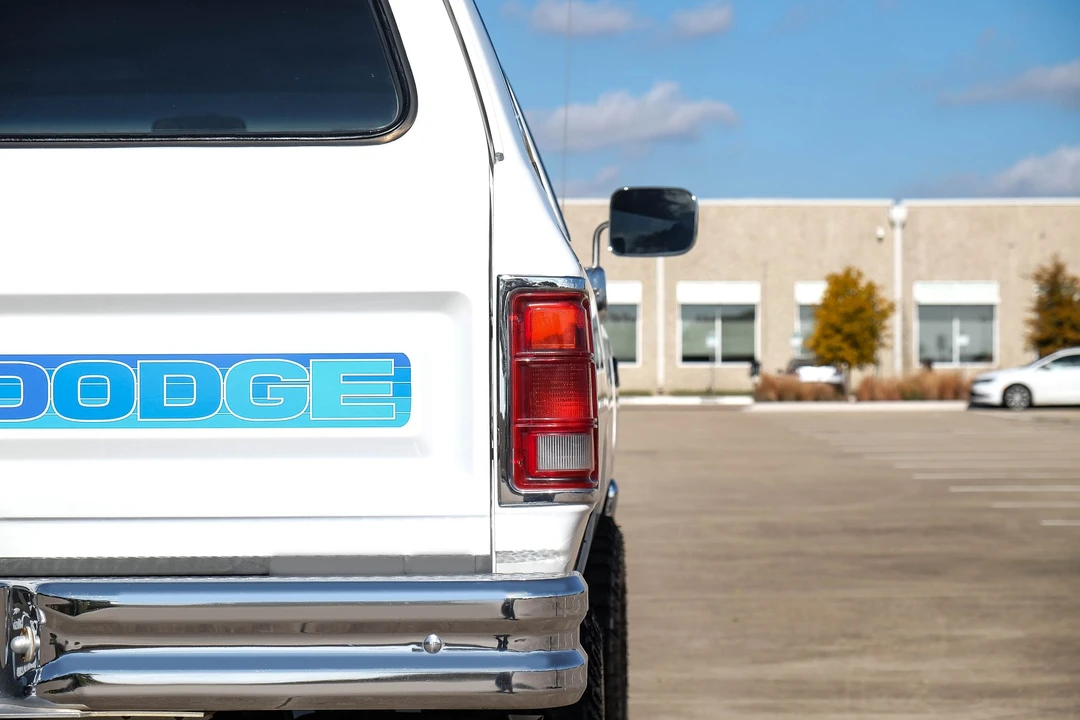 1989 Dodge Ramcharger - Image 18 of 31