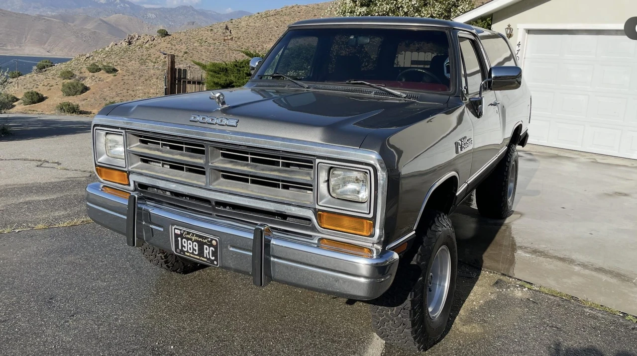 1989 Dodge Ramcharger - Image 24 of 31