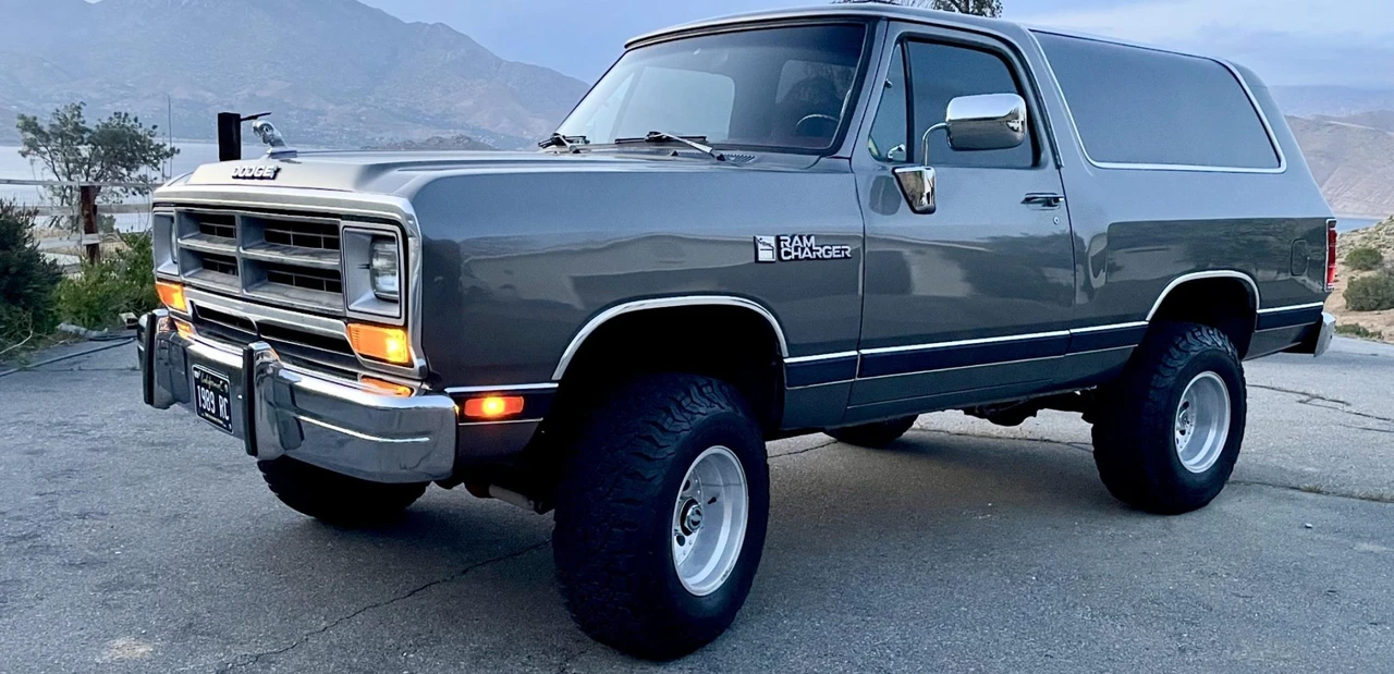 1989 Dodge Ramcharger - Image 29 of 31