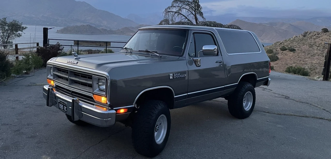 1989 Dodge Ramcharger - Image 30 of 31
