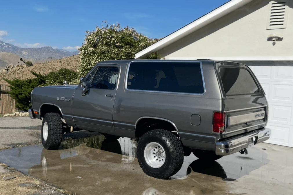 1989 Dodge Ramcharger - Image 12 of 31