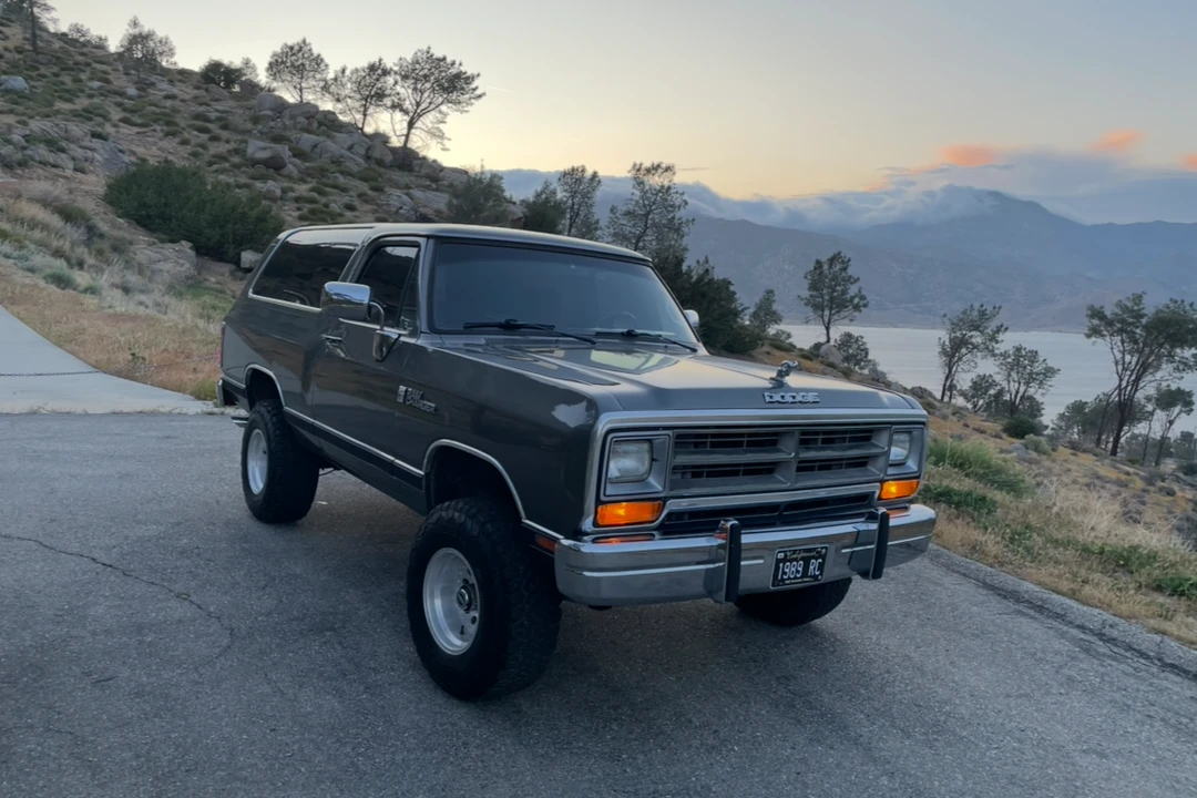 1989 Dodge Ramcharger - Image 23 of 31