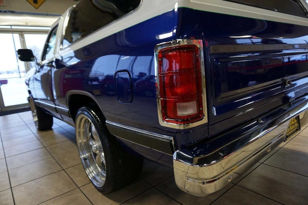 1989 Dodge Ramcharger - Image 17 of 21