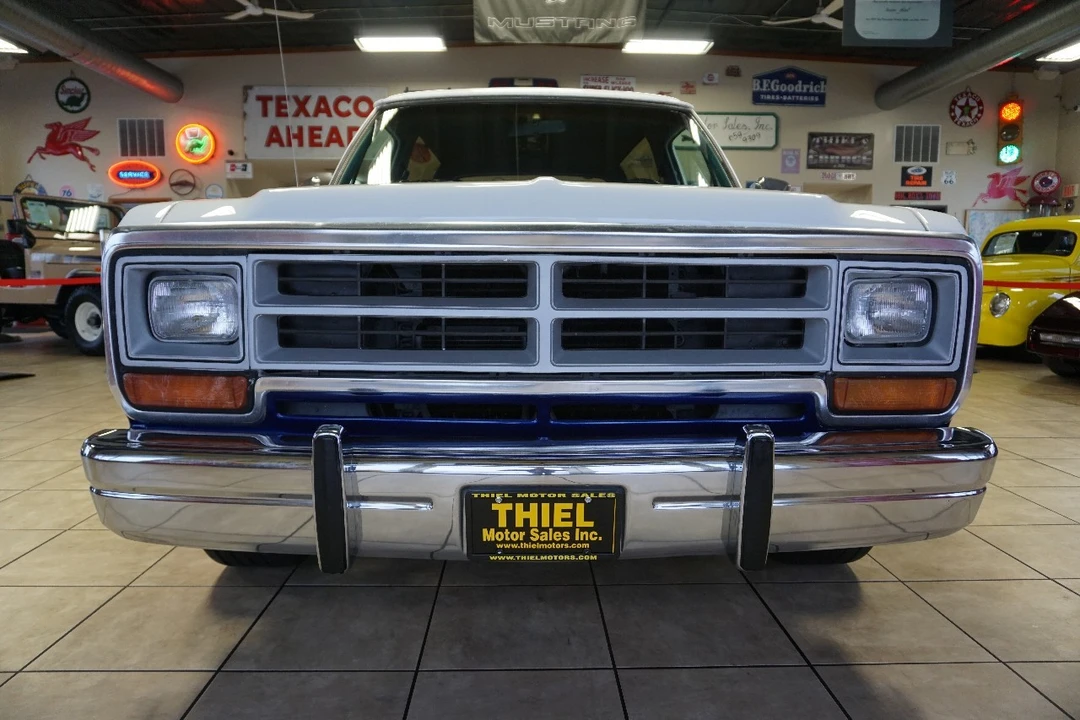 1989 Dodge Ramcharger - Image 12 of 21