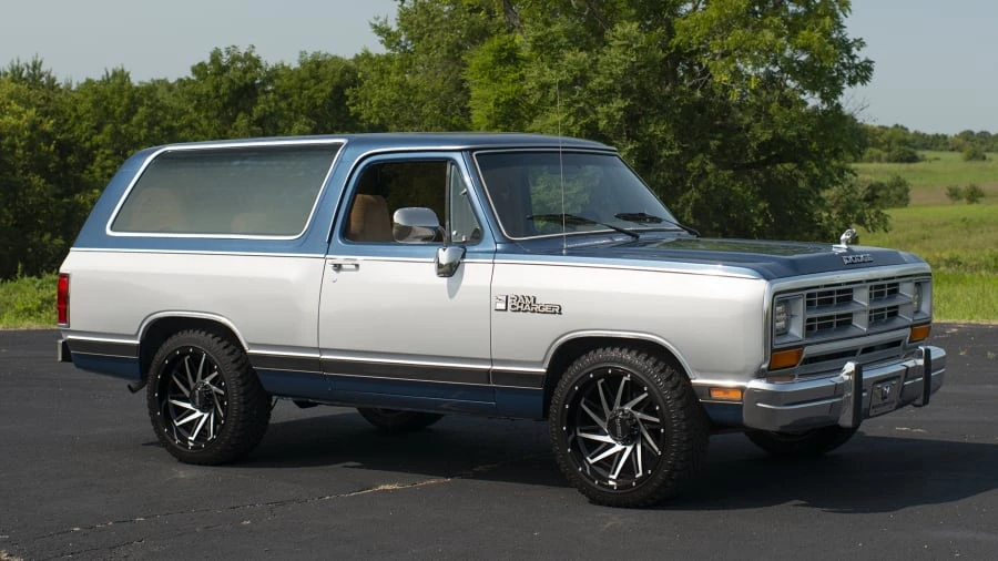 1989 Dodge Ramcharger - Image 5 of 13