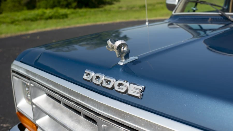 1989 Dodge Ramcharger - Image 6 of 13