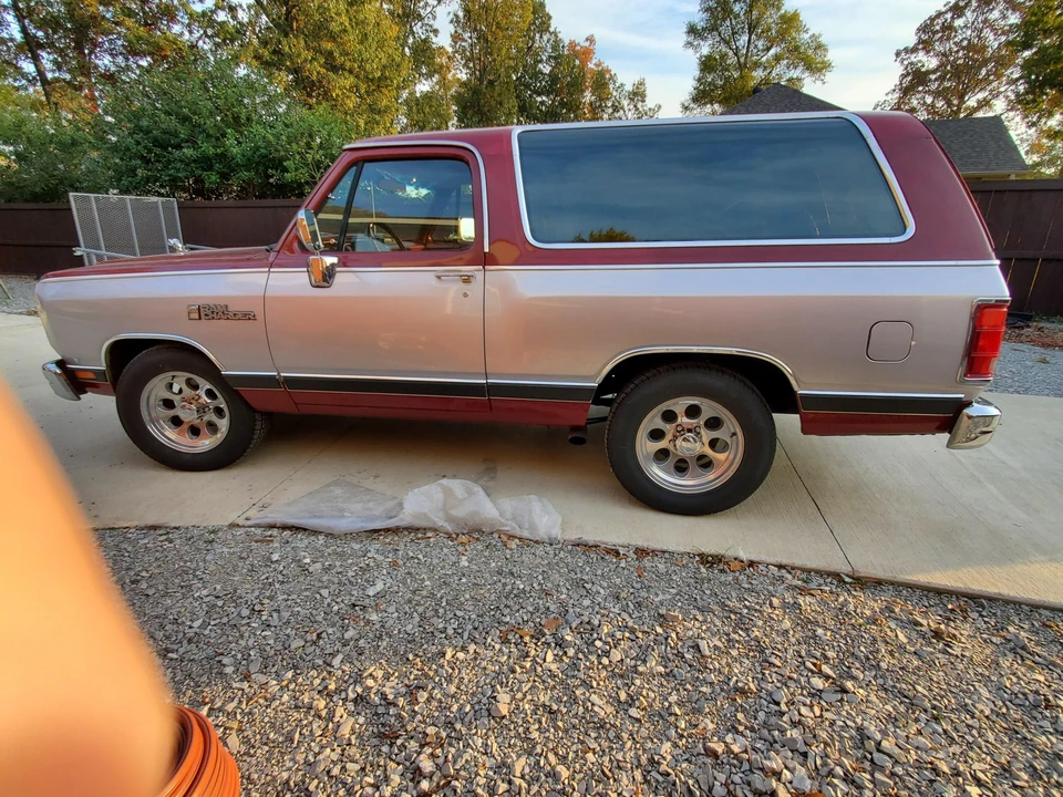 1989 Dodge Ramcharger - Image 3 of 31