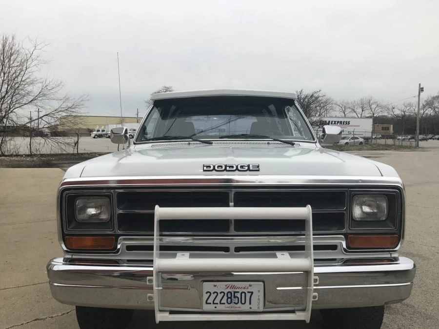 1989 Dodge Ramcharger - Image 10 of 12