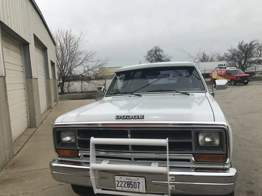 1989 Dodge Ramcharger - Image 8 of 12
