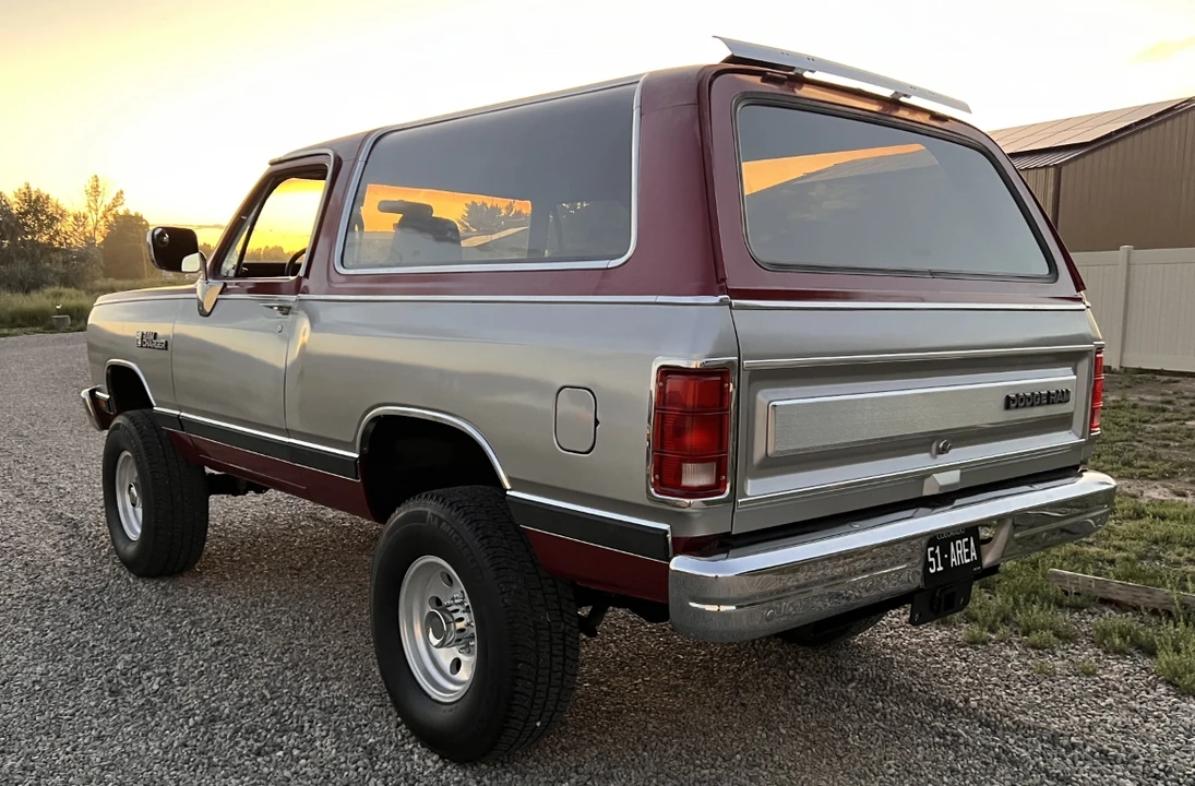 1989 Dodge Ramcharger - Image 6 of 31