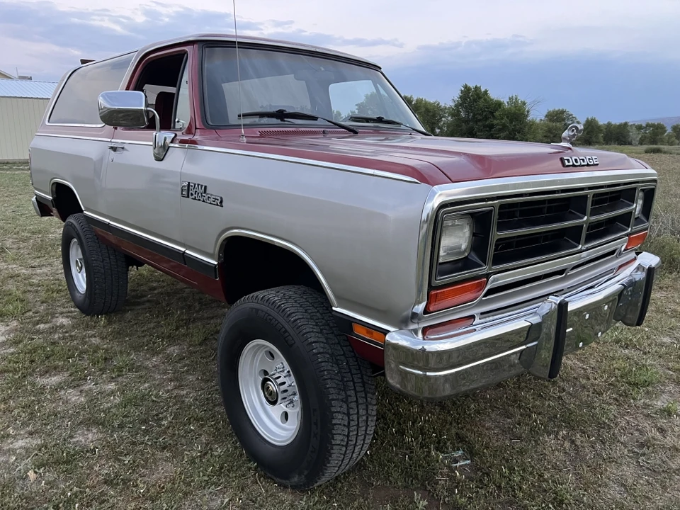 1989 Dodge Ramcharger - Image 15 of 31