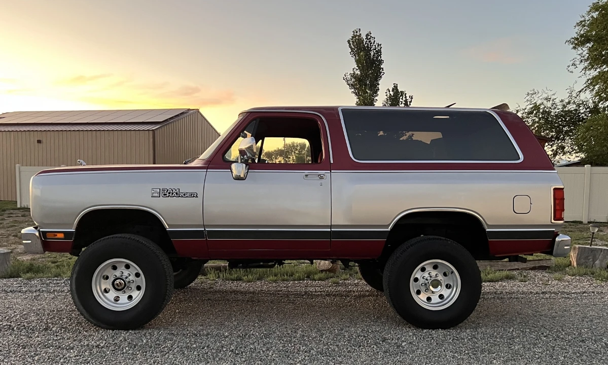 1989 Dodge Ramcharger - Image 3 of 31