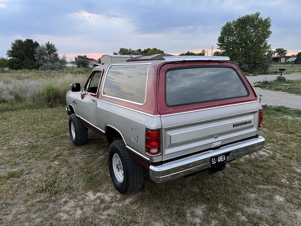 1989 Dodge Ramcharger - Image 7 of 31