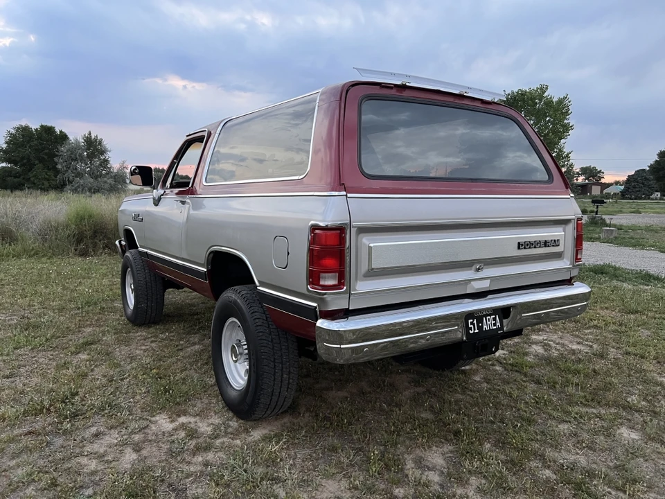 1989 Dodge Ramcharger - Image 7 of 31