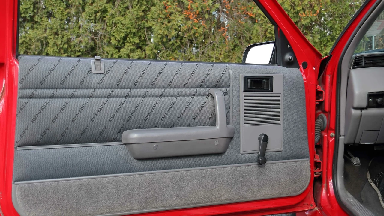 1989 Dodge Shelby CSX - Image 23 of 25