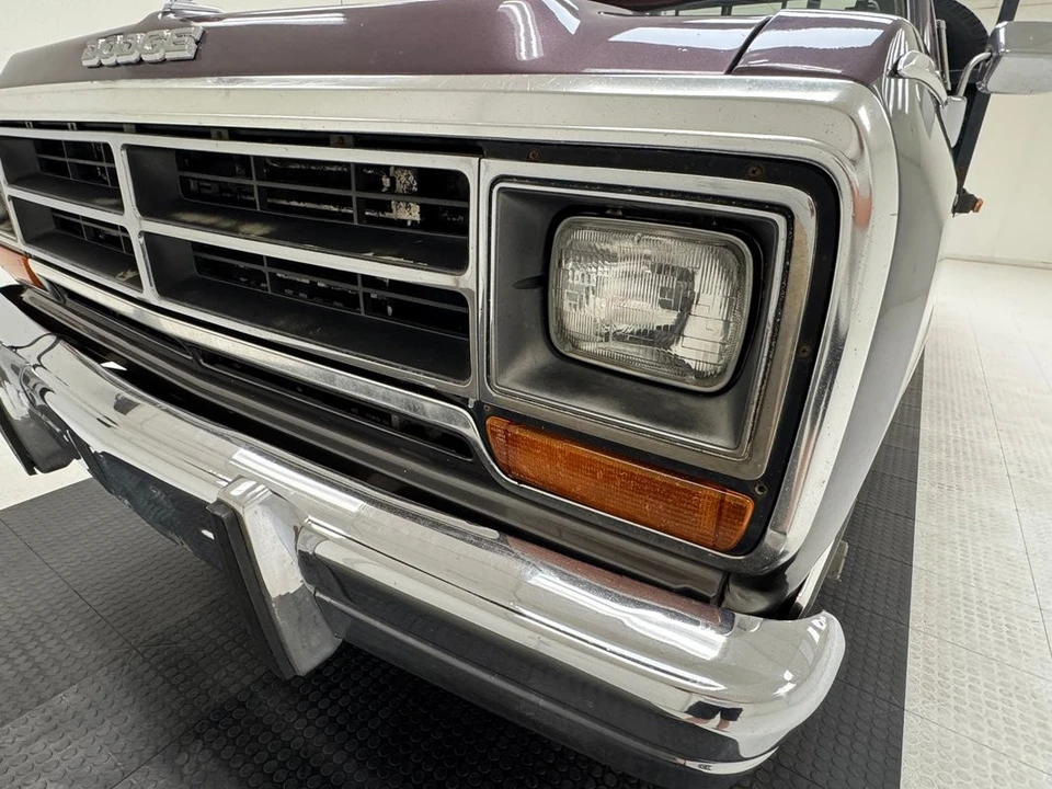 1989 Dodge D Series - Image 11 of 31