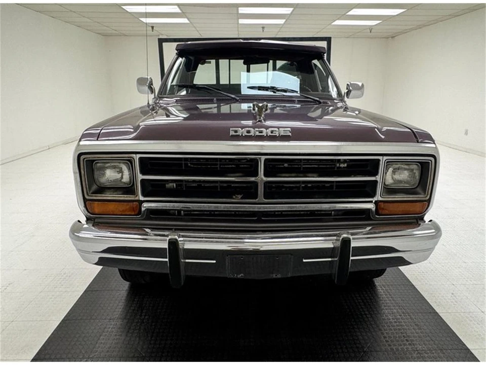1989 Dodge D Series - Image 8 of 31