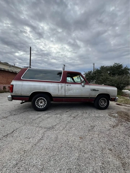 1989 Dodge Ramcharger - Image 3 of 7