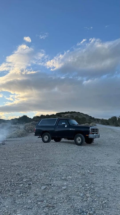 1989 Dodge Ramcharger - Image 2 of 2