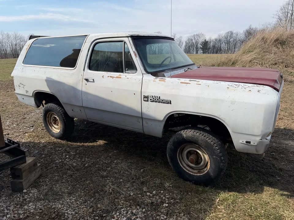 1989 Dodge Ramcharger - Image 10 of 20