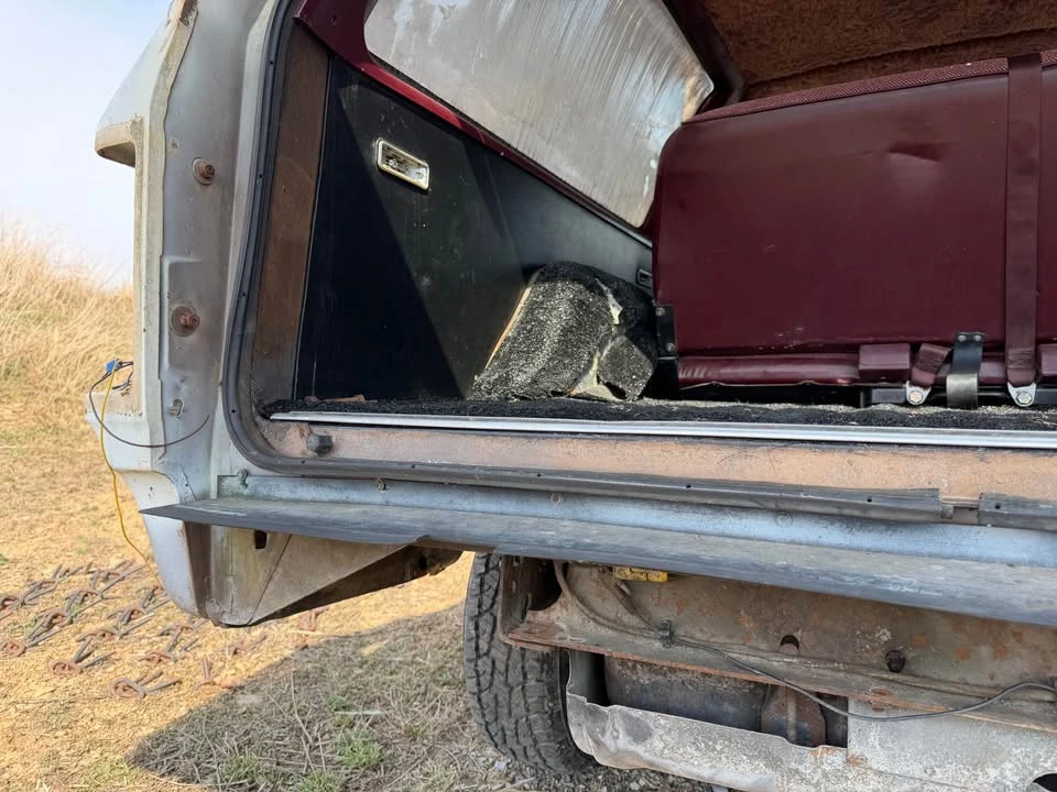 1989 Dodge Ramcharger - Image 16 of 20