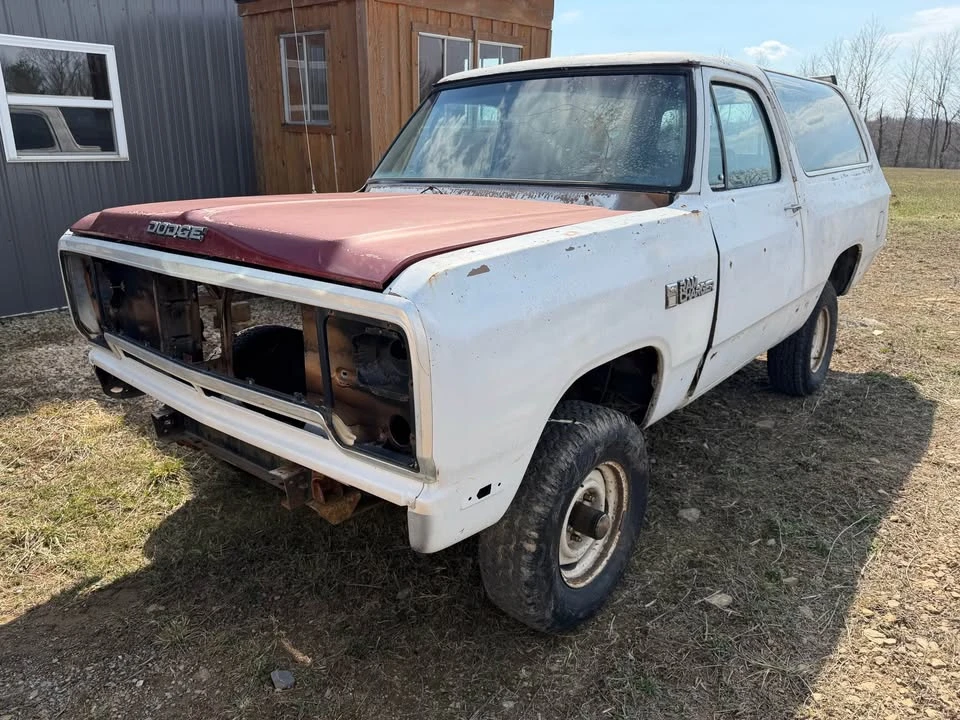 1989 Dodge Ramcharger - Image 11 of 20