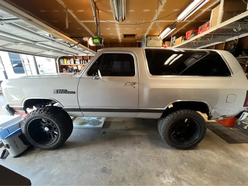 1989 Dodge Ramcharger - Image 2 of 12