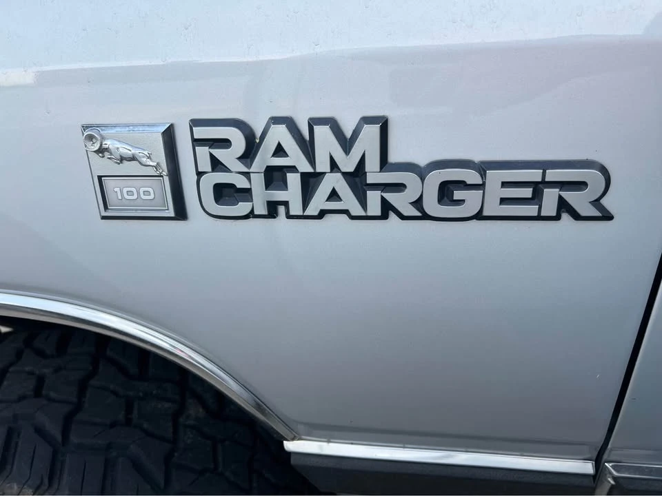 1989 Dodge Ramcharger - Image 4 of 12