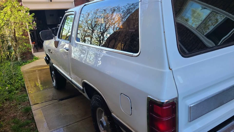 1989 Dodge Ramcharger - Image 6 of 15