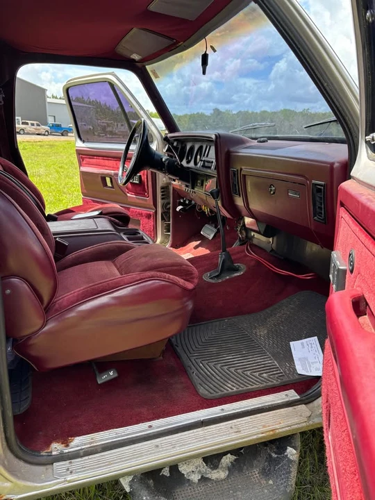 1989 Dodge Ramcharger - Image 6 of 11