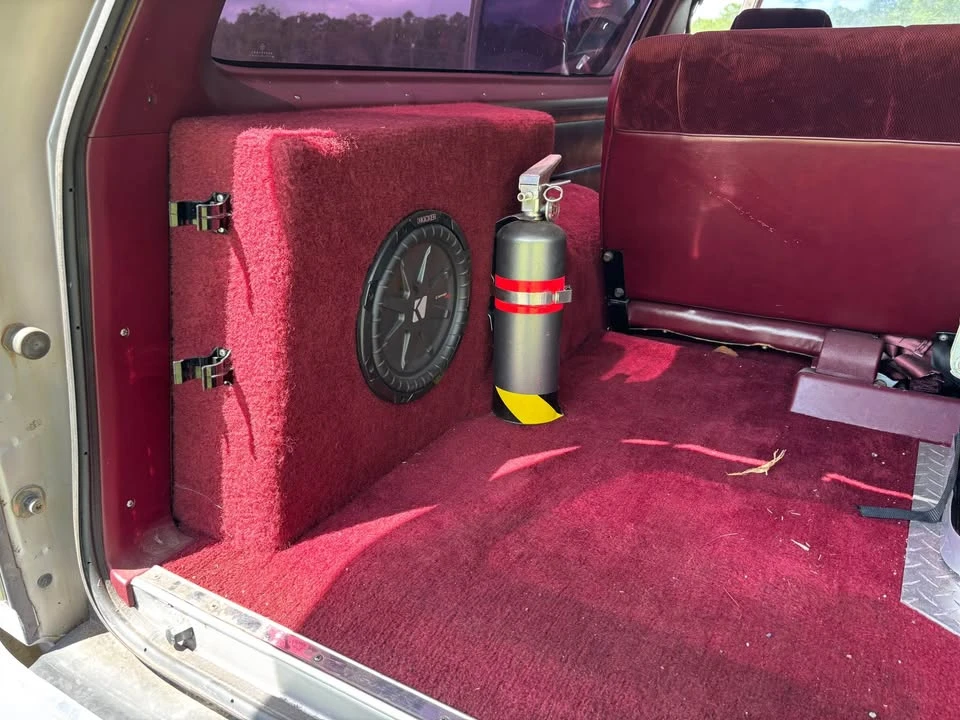 1989 Dodge Ramcharger - Image 9 of 11