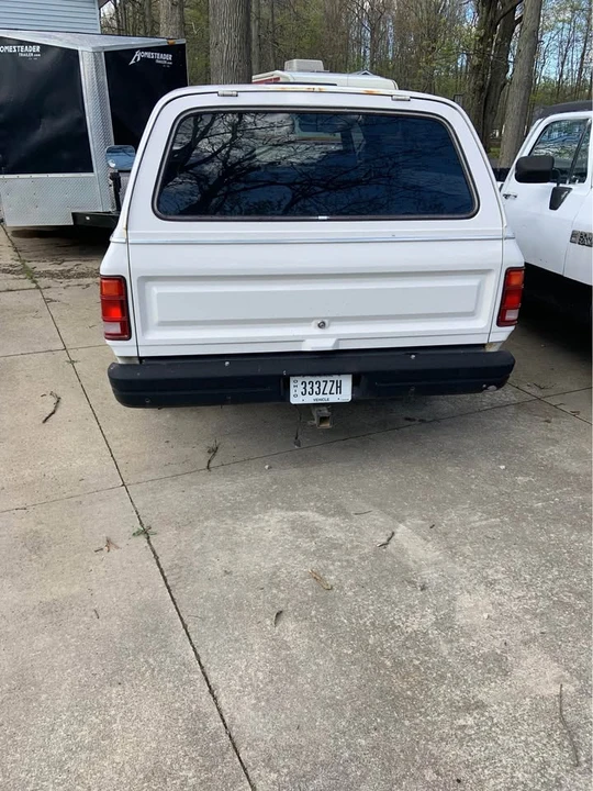 1989 Dodge Ramcharger - Image 3 of 10
