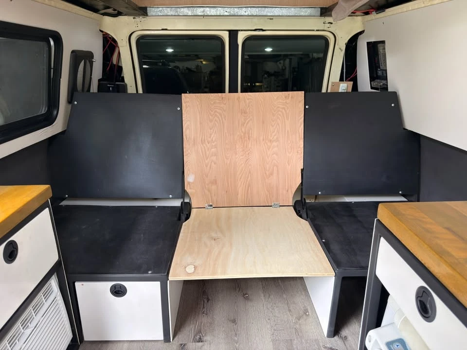 1989 Dodge Ram Van - Image 9 of 19