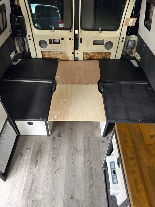 1989 Dodge Ram Van - Image 10 of 19