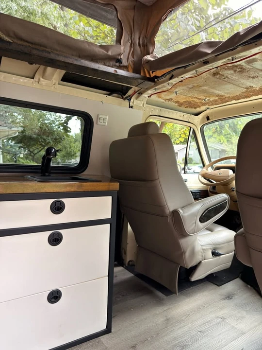 1989 Dodge Ram Van - Image 5 of 19