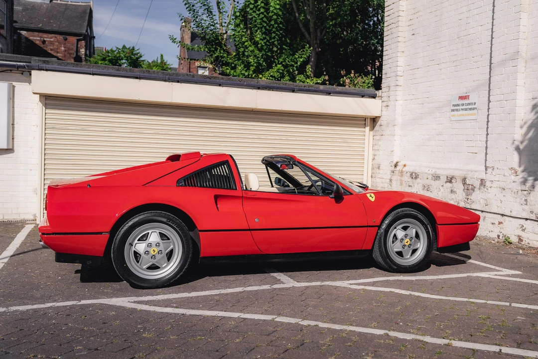 1989 Ferrari 328 GTS - Image 9 of 31