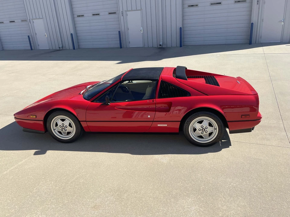 1989 Ferrari 328 GTS - Image 16 of 31
