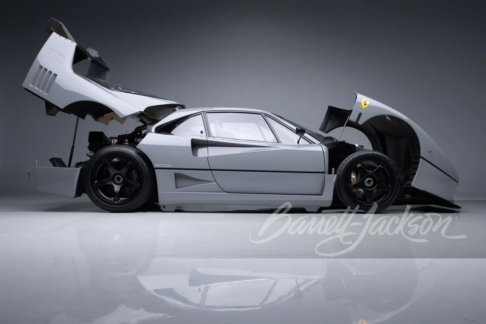 1989 Ferrari F40 - Image 28 of 31
